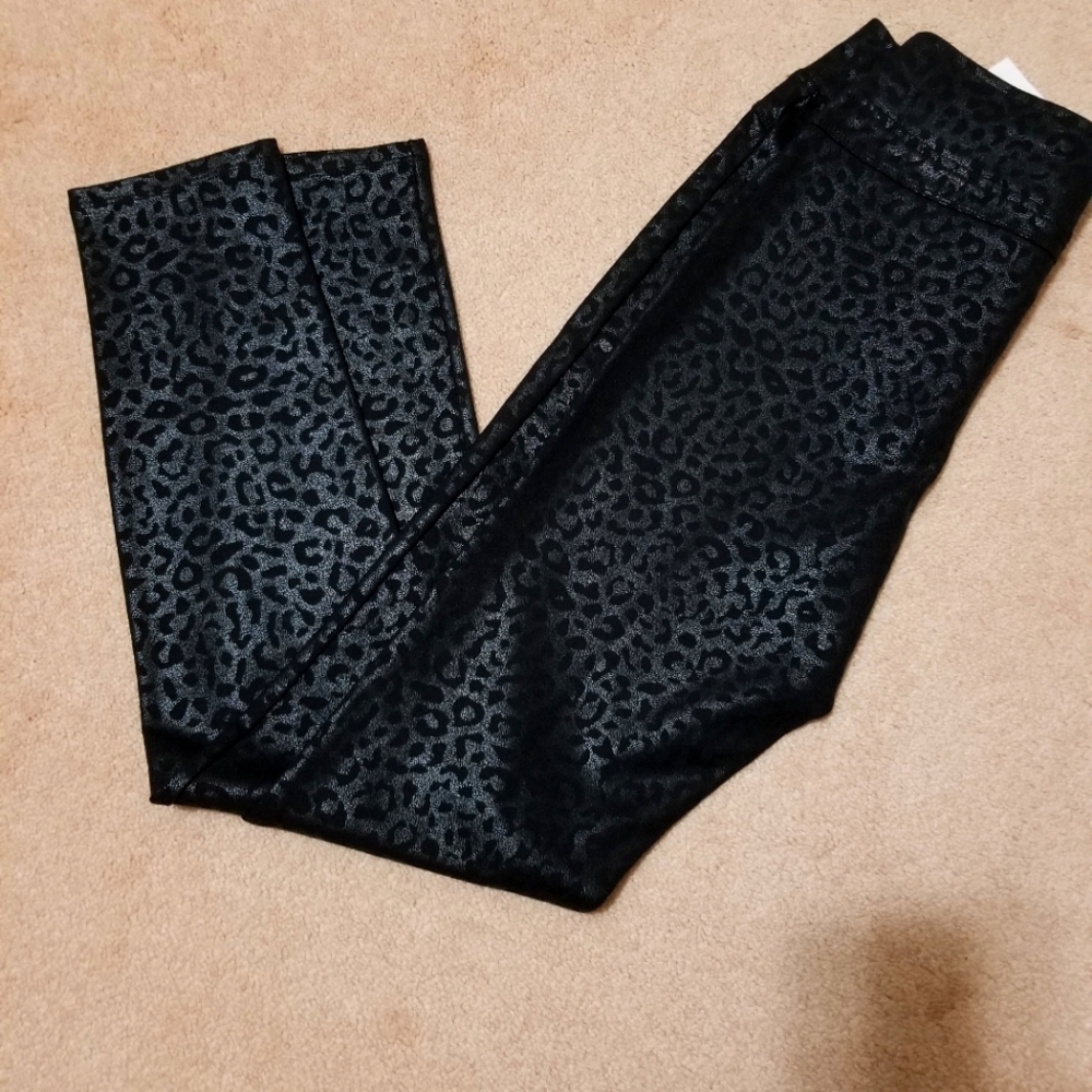 Cheetah print black leggings- small